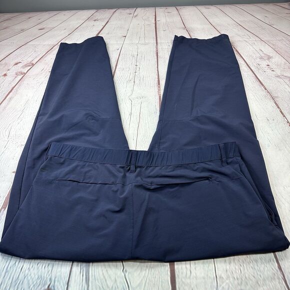 Fabletics Men's Deep Navy Blue The Only Pant Size 40x26 - Picture 10 of 10